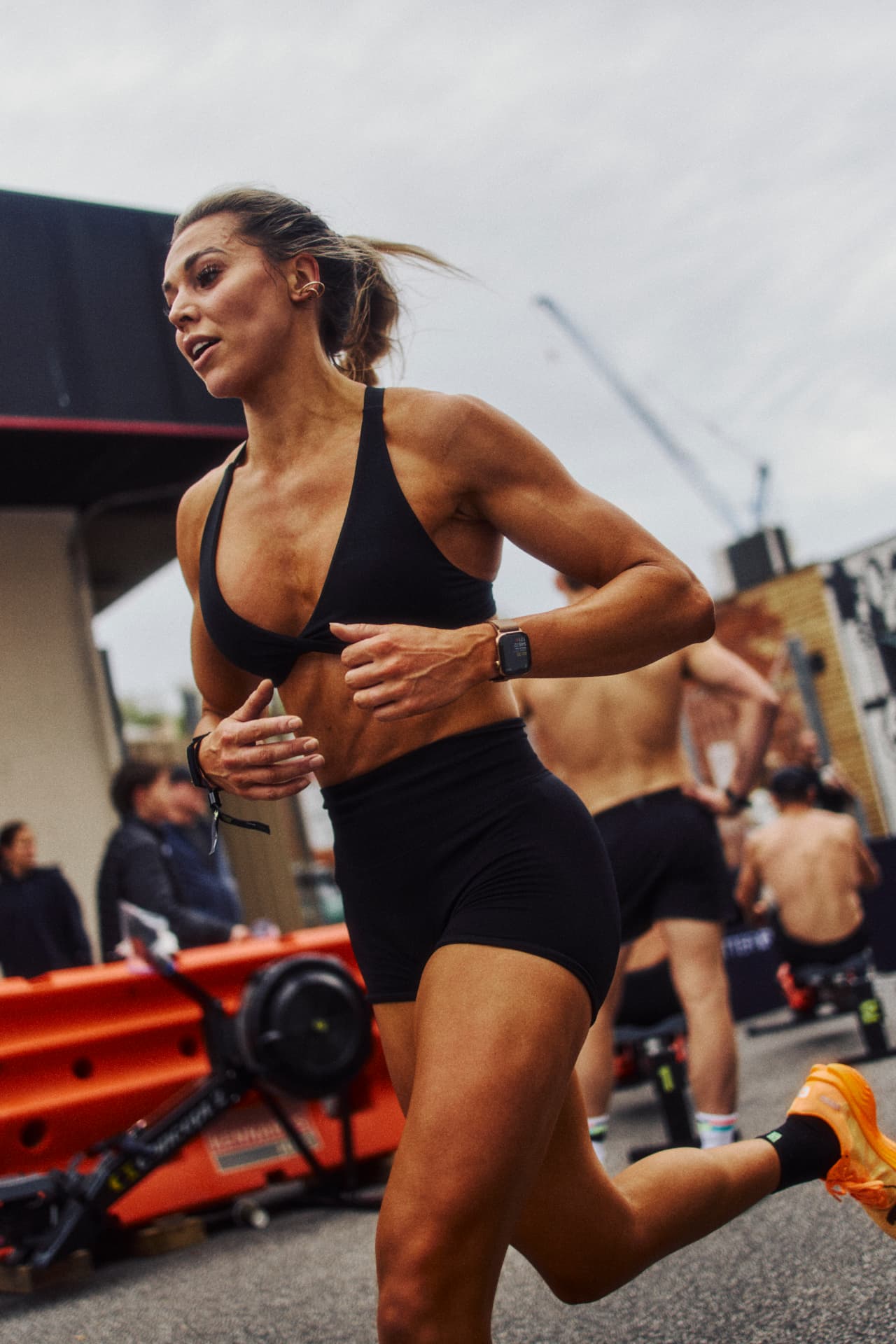 Runner pushing through the course in South Melbourne